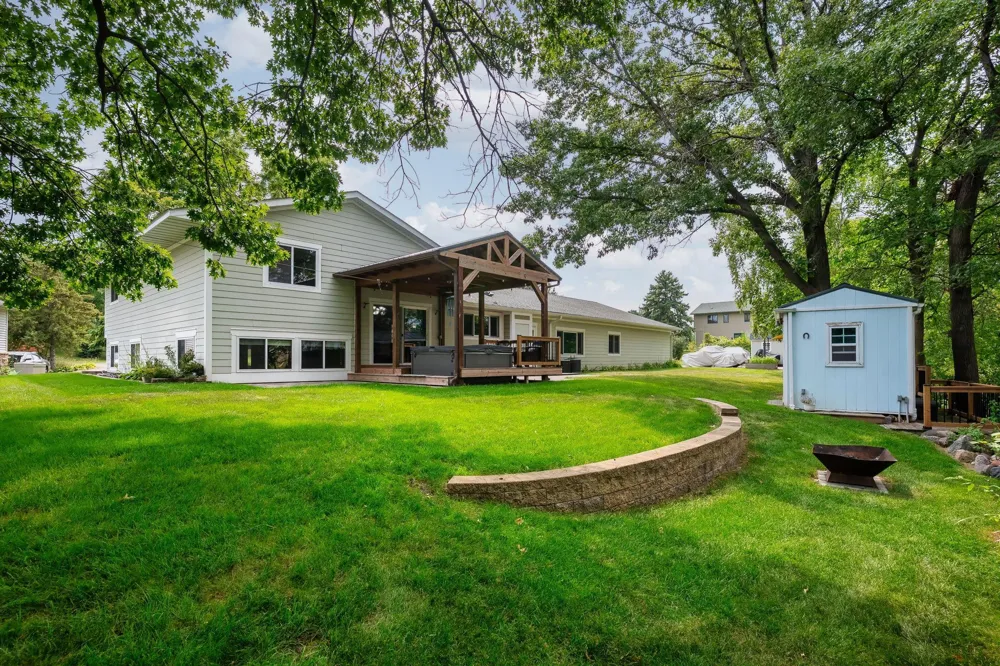 8275 College Trail Inver Grove Heights, MN 55076