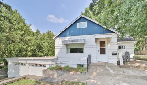 305 W Main Street