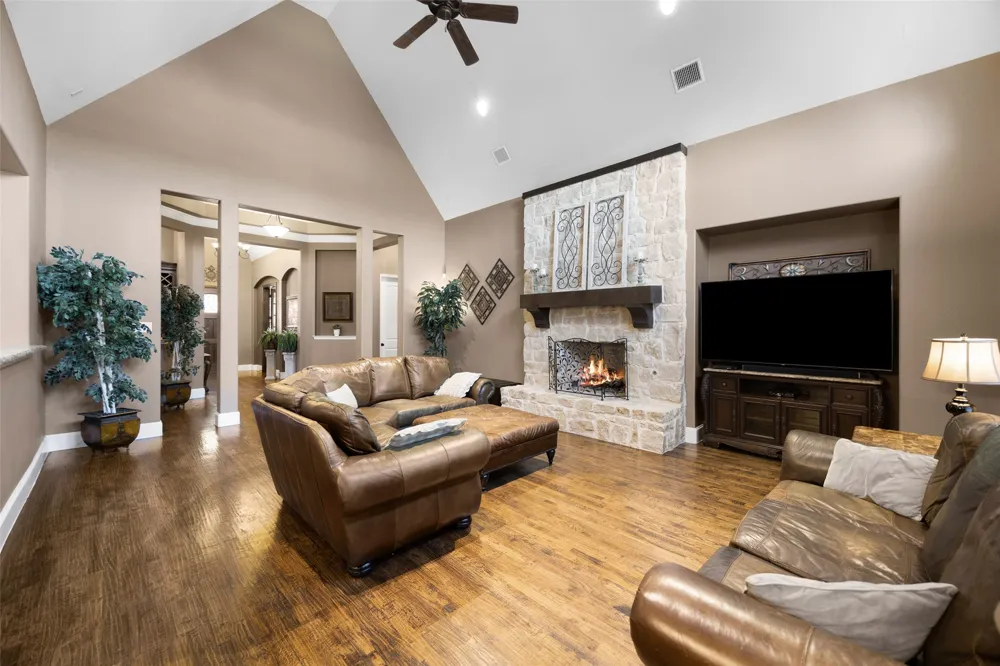 905 Cipriani Drive Frisco, TX 75036