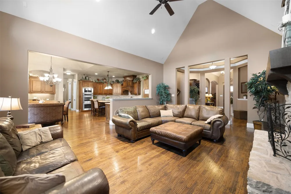 905 Cipriani Drive Frisco, TX 75036