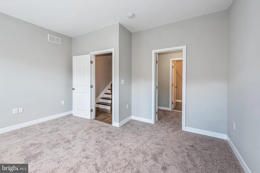 836 EDMONDSON AVENUE Baltimore, MD 21201