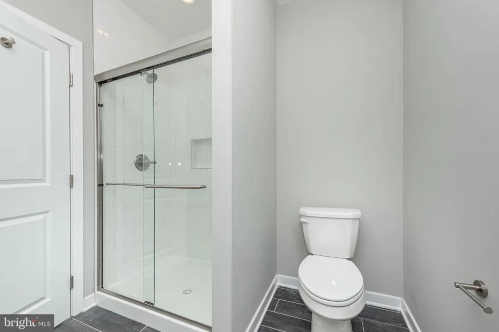 836 EDMONDSON AVENUE Baltimore, MD 21201