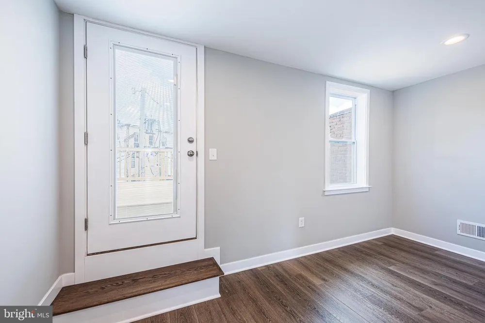 836 EDMONDSON AVENUE Baltimore, MD 21201