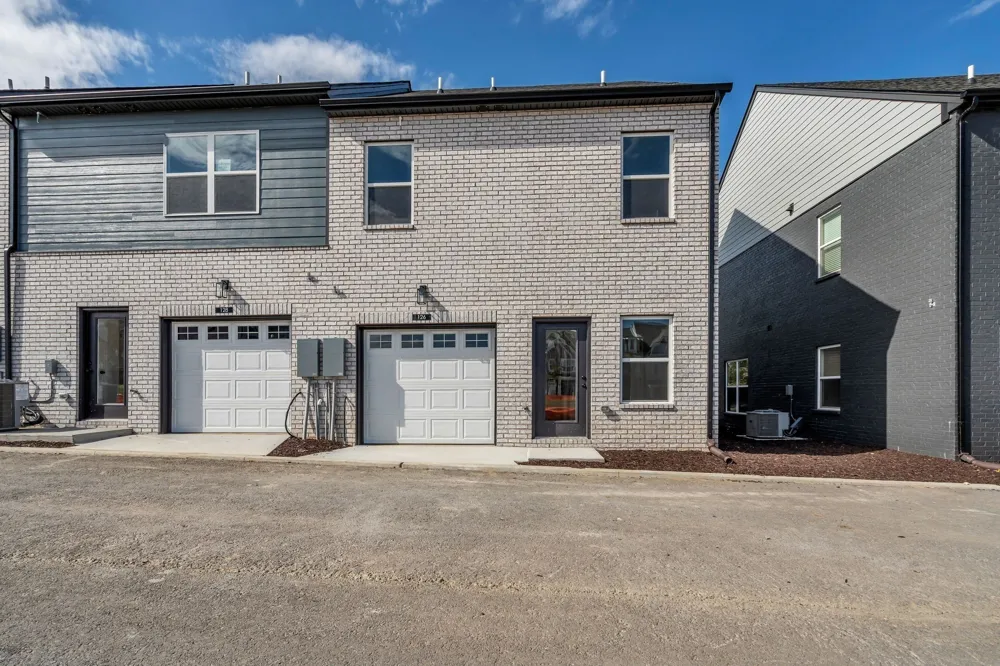 344 Twig PVT Ct Hendersonville, TN 37075