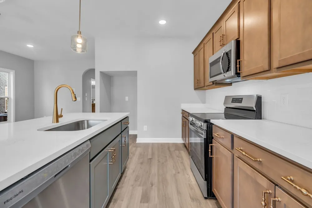348 Twig PVT Ct Hendersonville, TN 37075