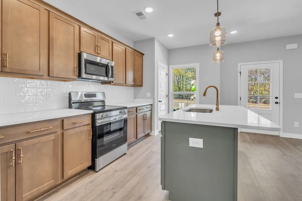 348 Twig PVT Ct Hendersonville, TN 37075