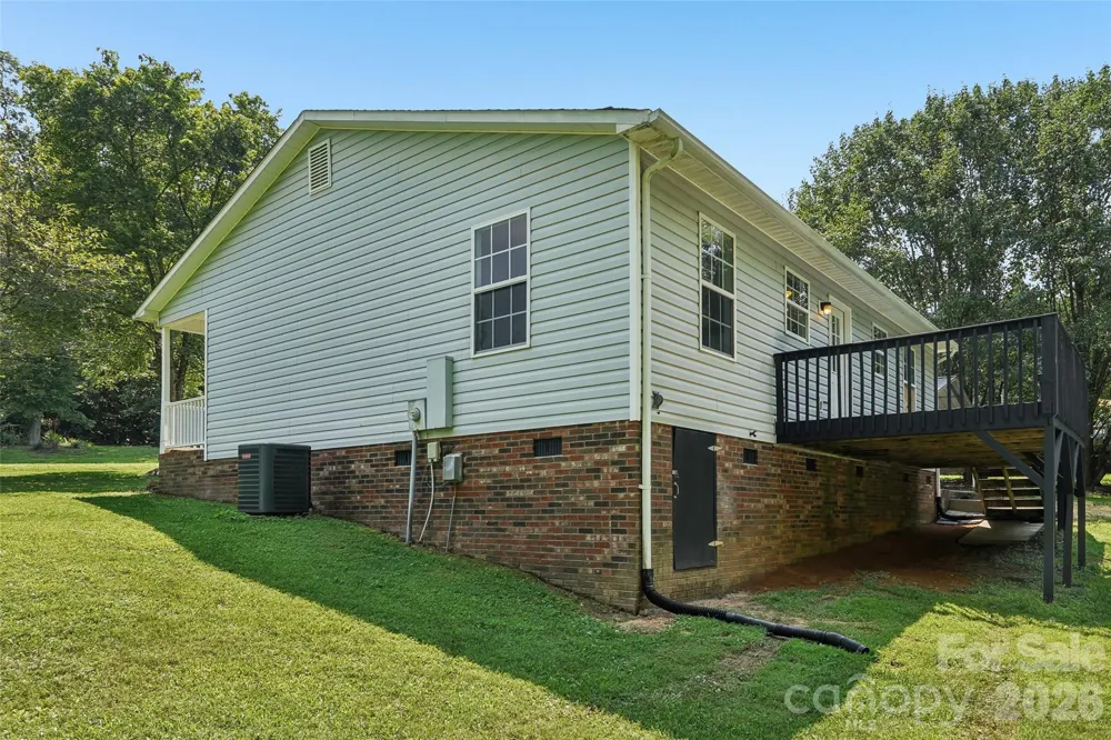 916 Long Branch Road Grover, NC 28073