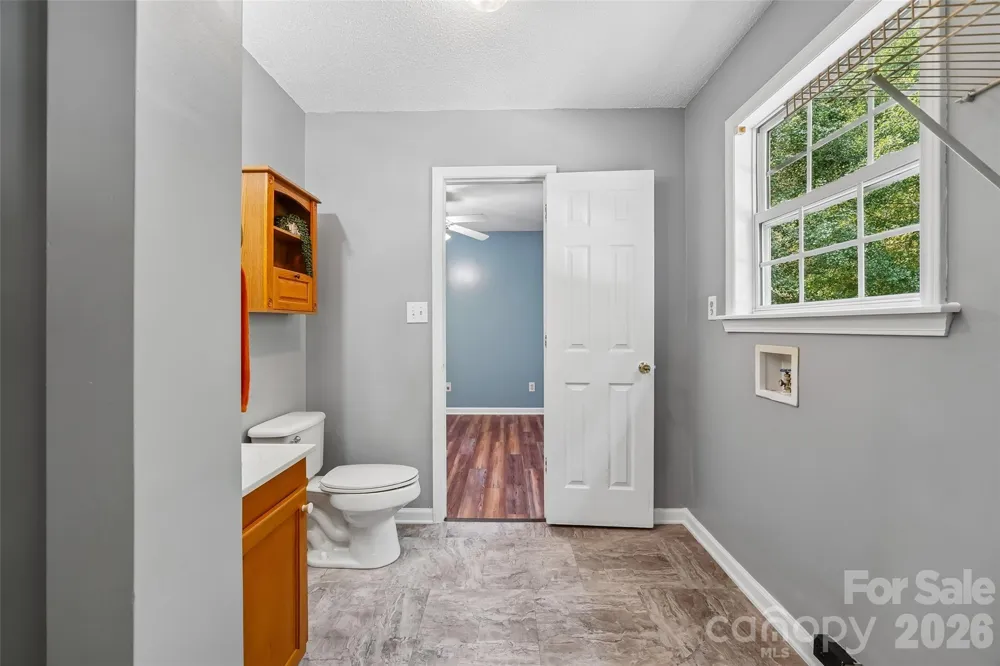 916 Long Branch Road Grover, NC 28073