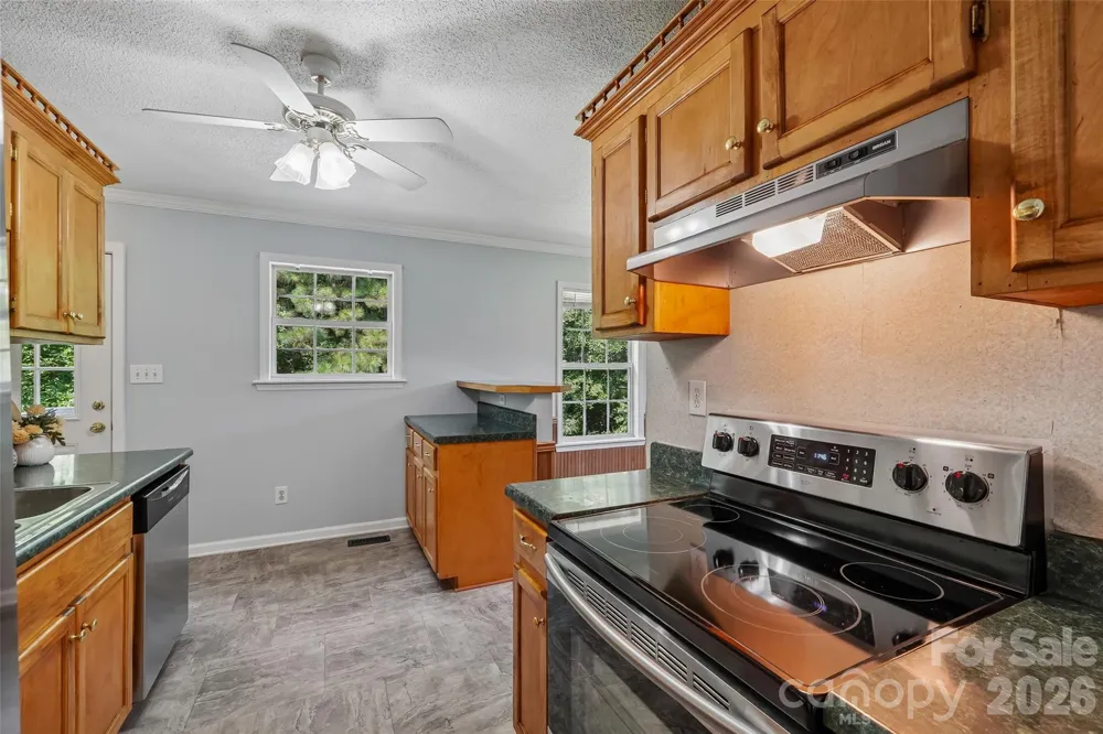 916 Long Branch Road Grover, NC 28073