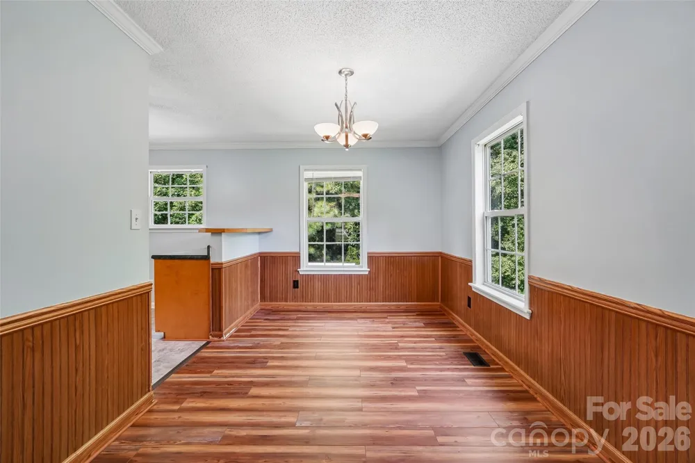 916 Long Branch Road Grover, NC 28073