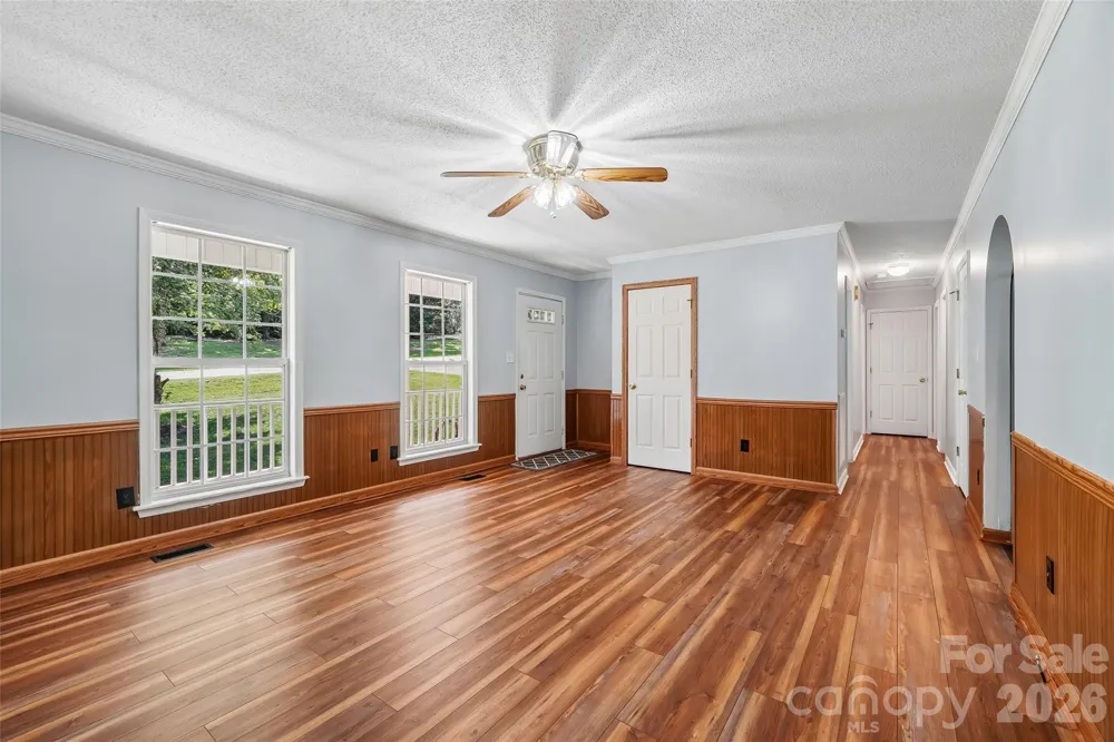 916 Long Branch Road Grover, NC 28073