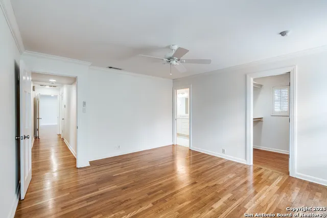 100 SEFORD DR Terrell Hills, TX 78209