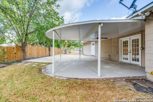 100 SEFORD DR Terrell Hills, TX 78209