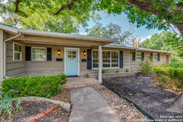 100 SEFORD DR Terrell Hills, TX 78209