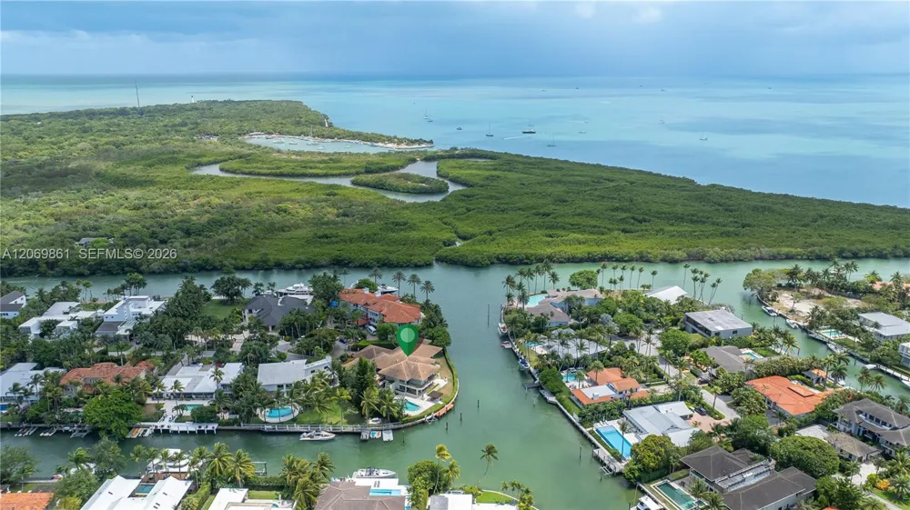 241 Cape Florida Dr Key Biscayne, FL 33149