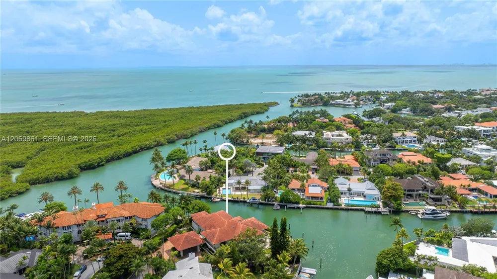 241 Cape Florida Dr Key Biscayne, FL 33149
