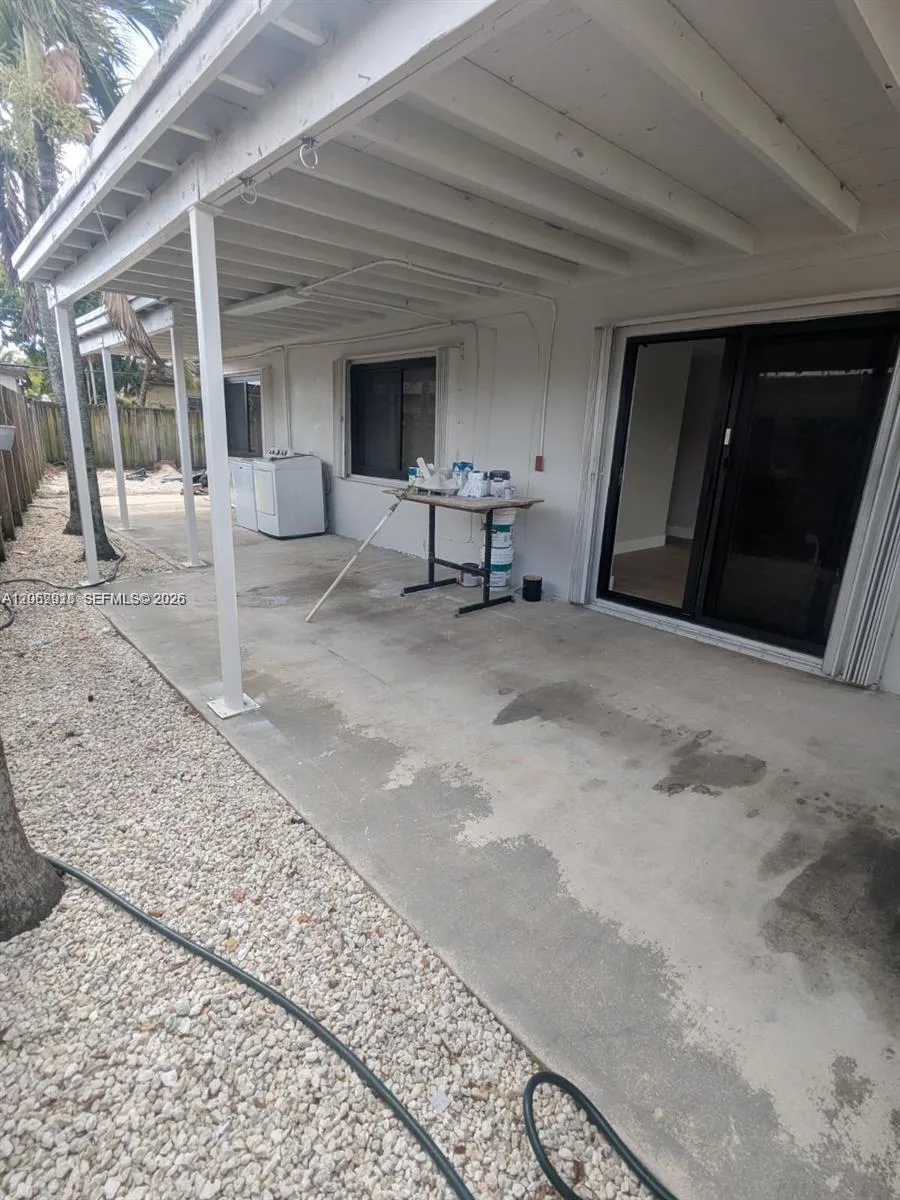 630 SE 3rd Pl Hialeah, FL 33010