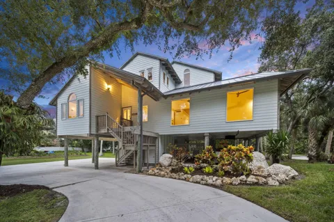 2511 Lightlewood Lane