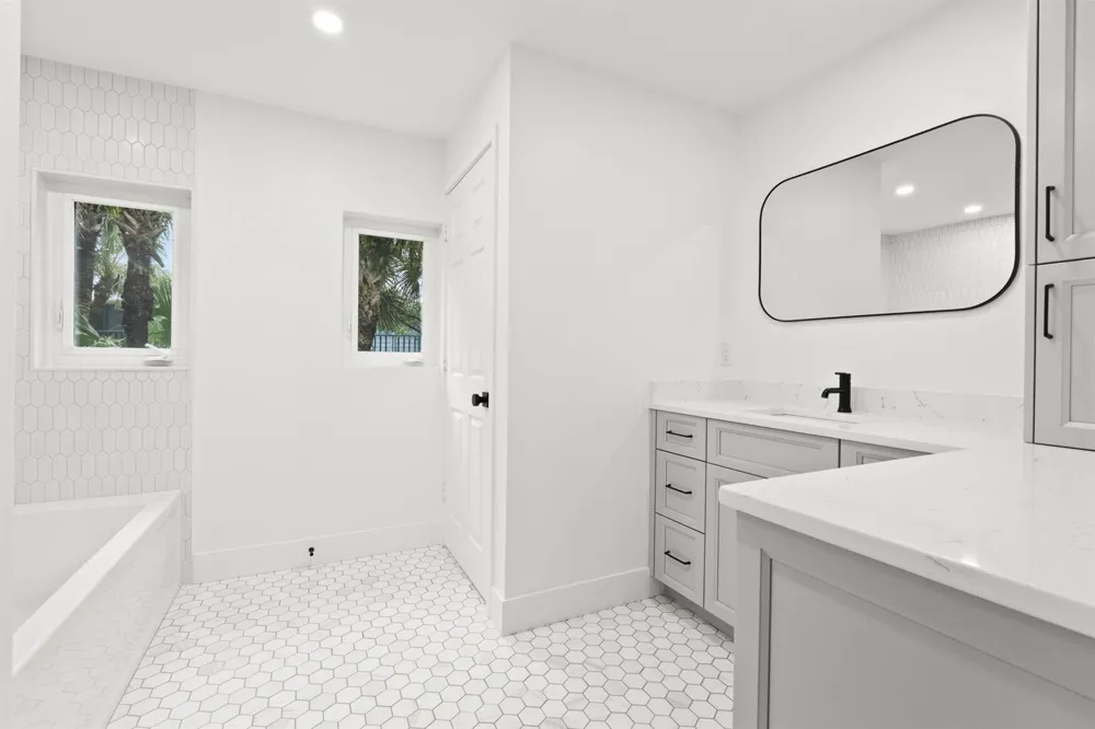 2511 Lightlewood Lane Fort Pierce, FL 34946