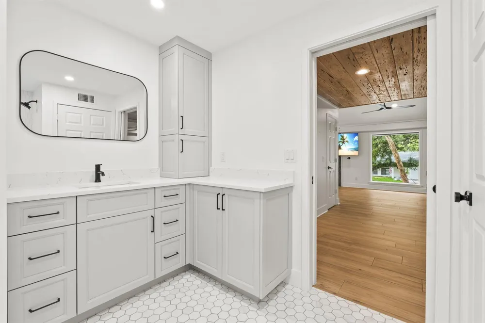 2511 Lightlewood Lane Fort Pierce, FL 34946