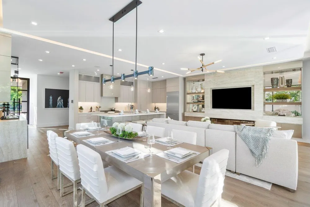 130 NE Wavecrest Way Boca Raton, FL 33432