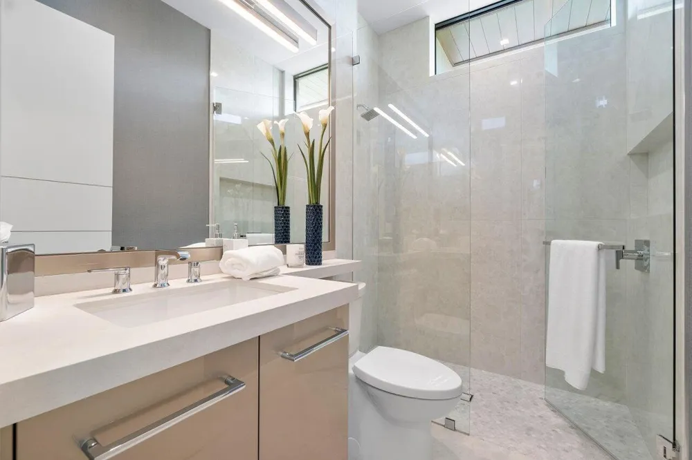 130 NE Wavecrest Way Boca Raton, FL 33432