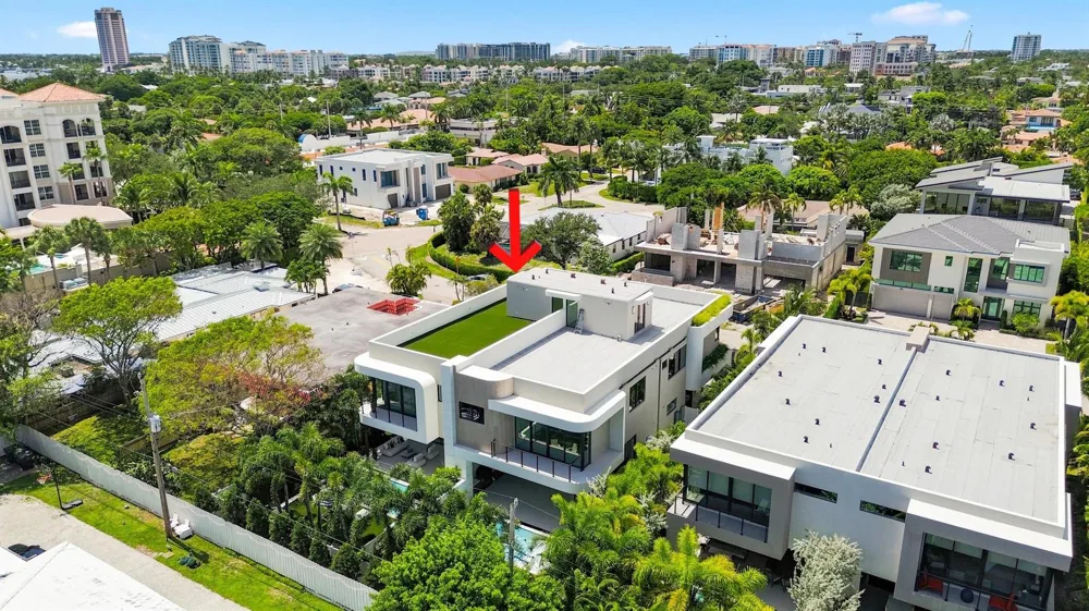 130 NE Wavecrest Way Boca Raton, FL 33432