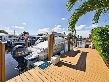 2125 NE 17TH TERRACE Wilton Manors, FL 33305