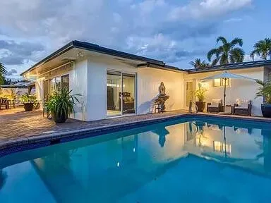 2125 NE 17TH TERRACE Wilton Manors, FL 33305
