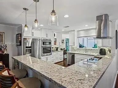 2125 NE 17TH TERRACE Wilton Manors, FL 33305