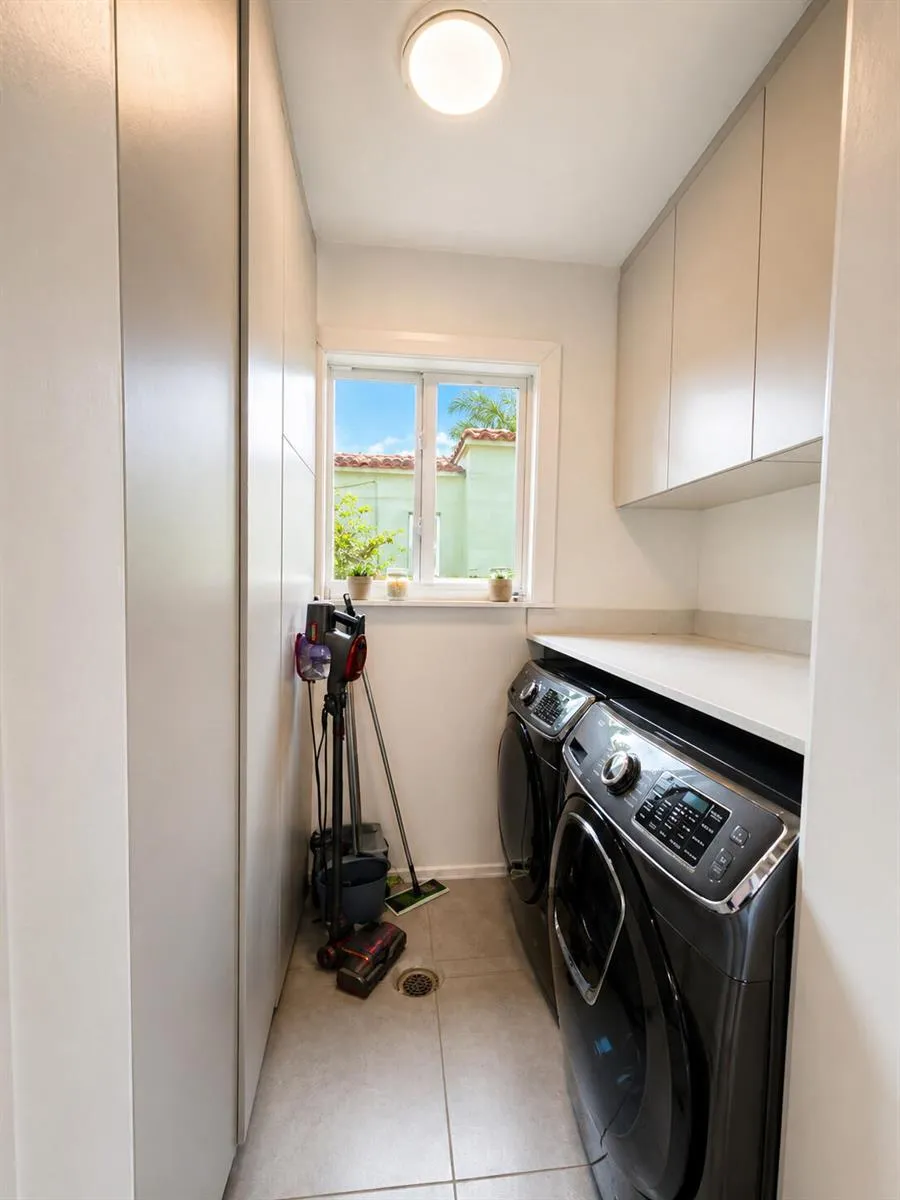 800 SE 11TH COURT Fort Lauderdale, FL 33316