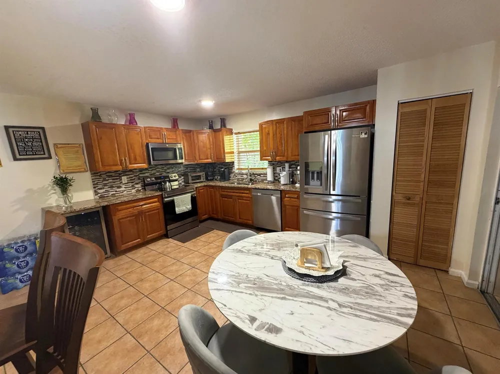 5842 LAKE GEORGE PLACE Lake Worth, FL 33463