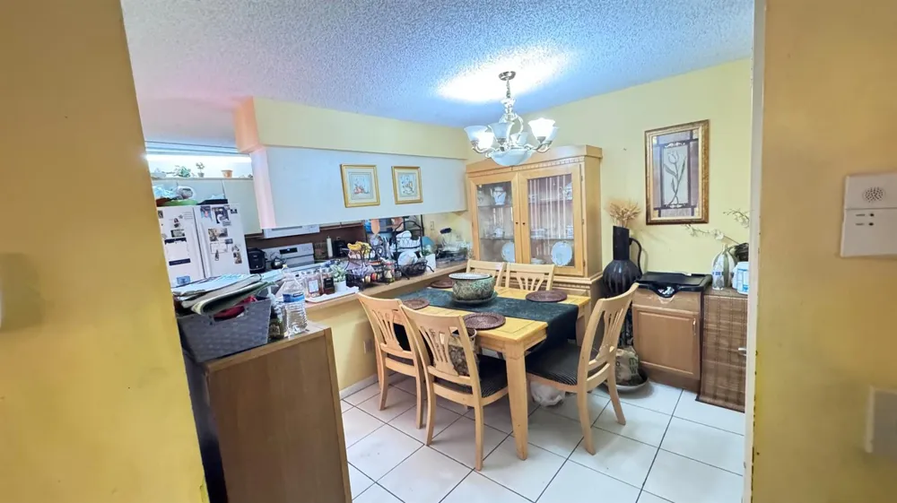8492 S Coral Circle North Lauderdale, FL 33068