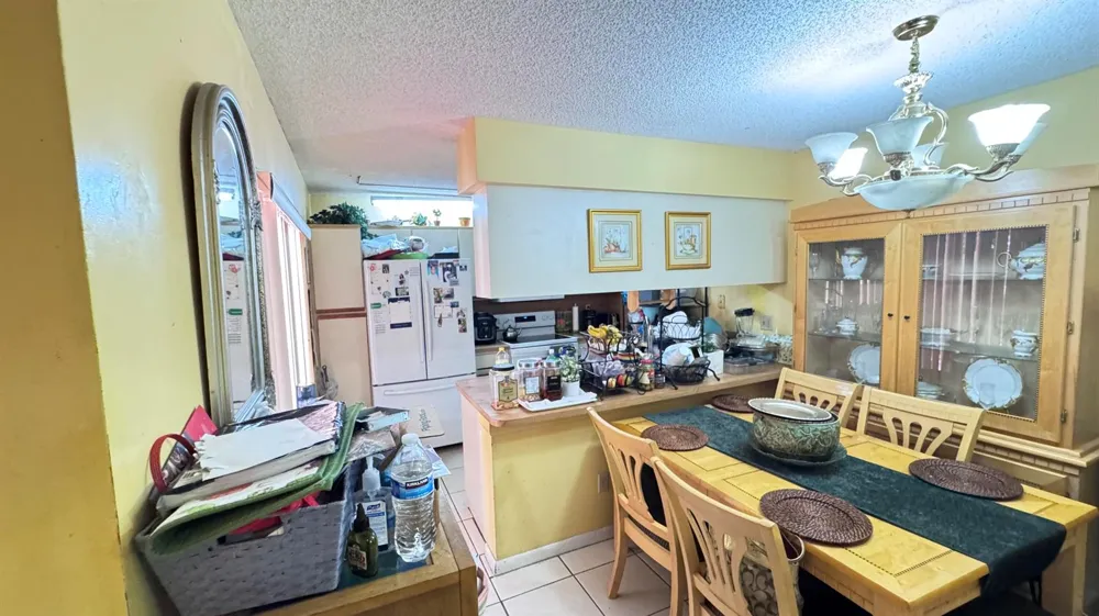 8492 S Coral Circle North Lauderdale, FL 33068