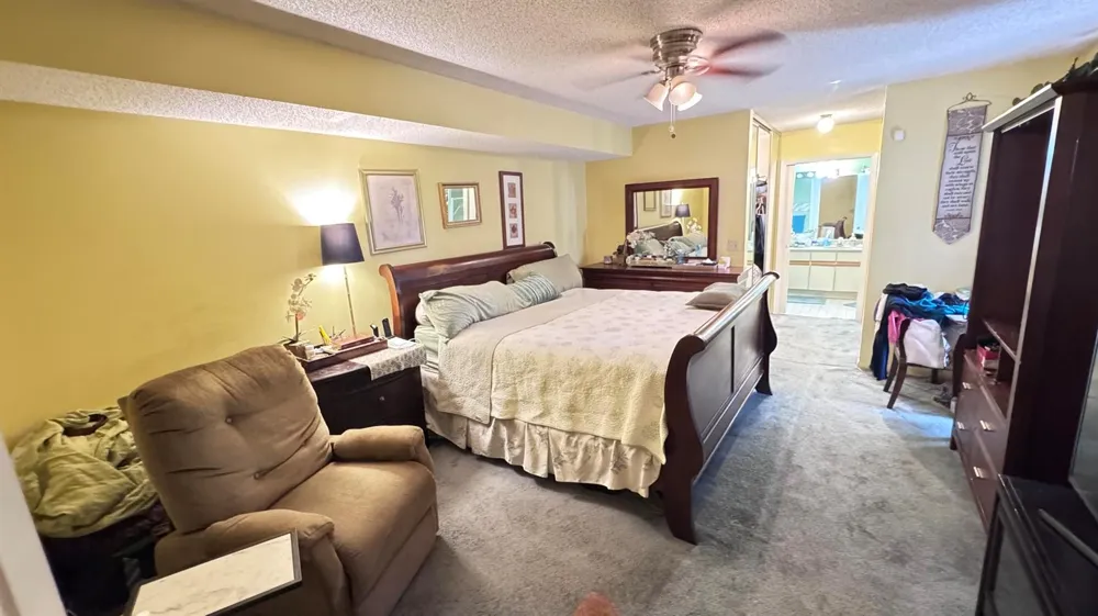8492 S Coral Circle North Lauderdale, FL 33068