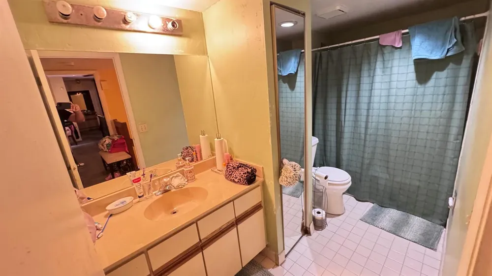 8492 S Coral Circle North Lauderdale, FL 33068