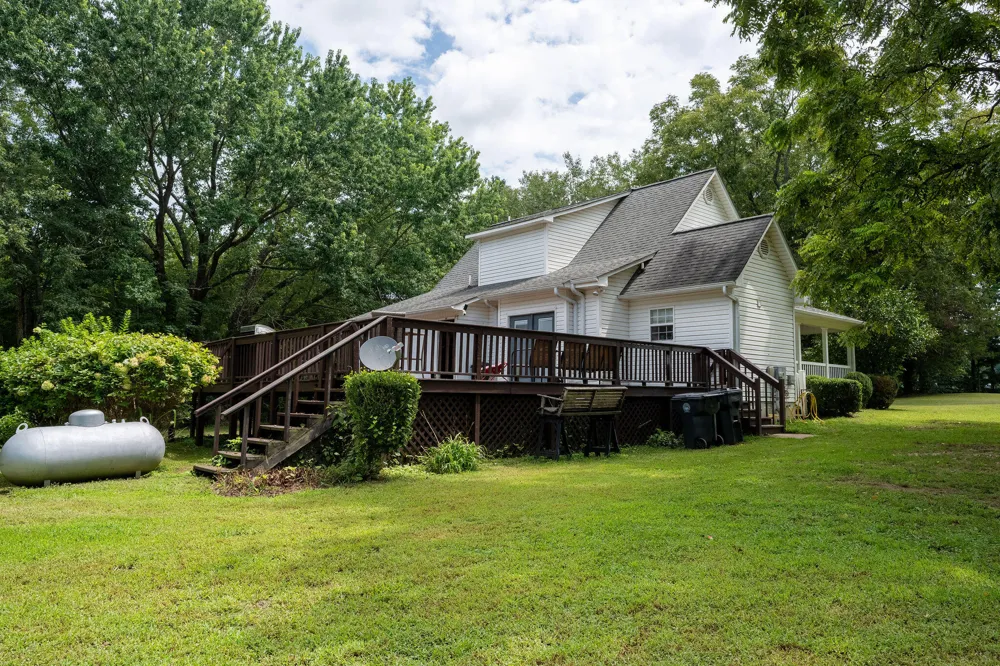 2243 County Road 732 Ider, AL 35981