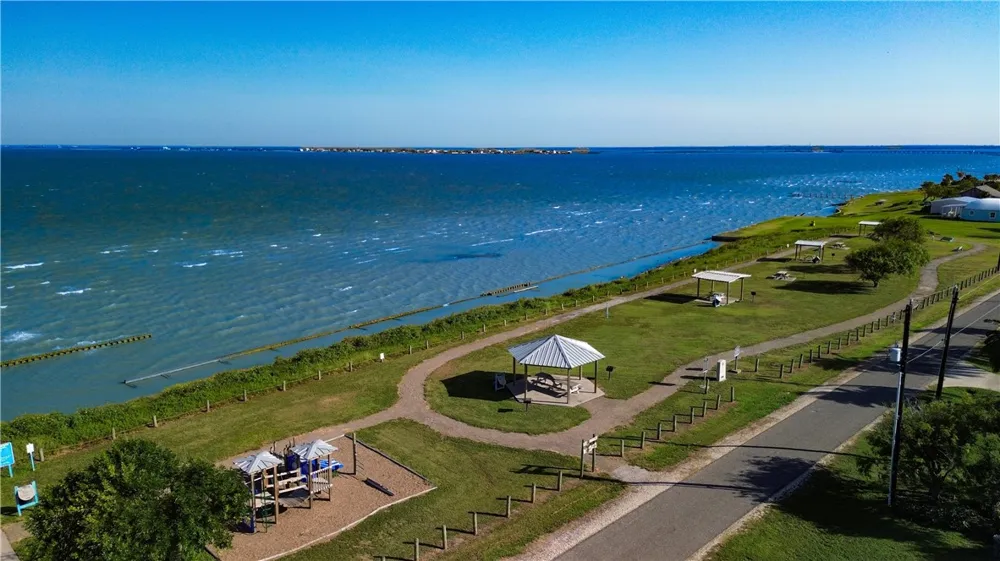 424 First Street Bayside, TX 78340
