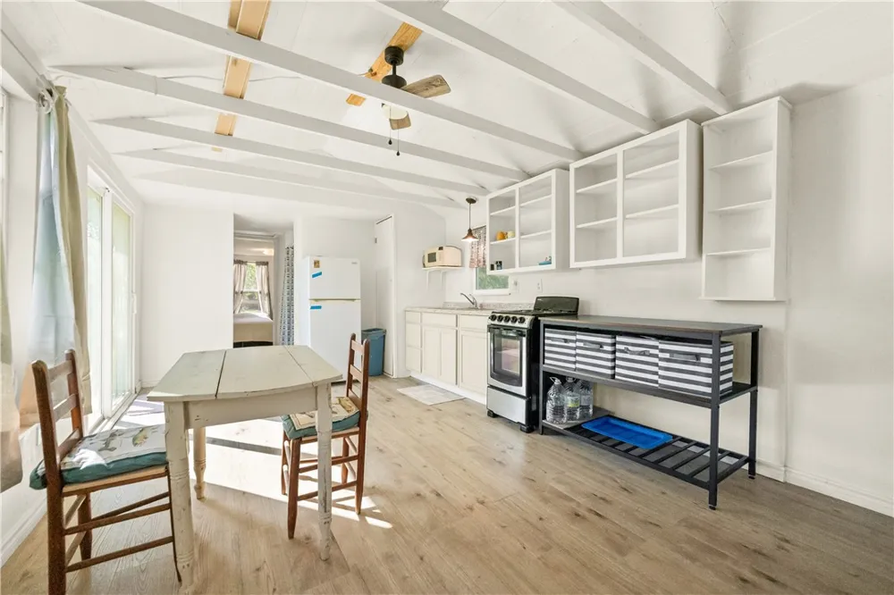 424 First Street Bayside, TX 78340