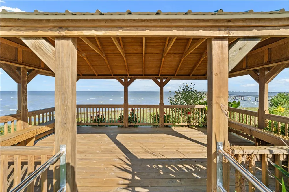 424 First Street Bayside, TX 78340