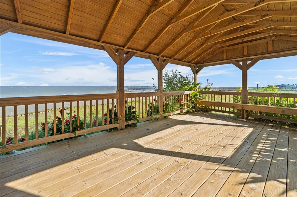 424 First Street Bayside, TX 78340