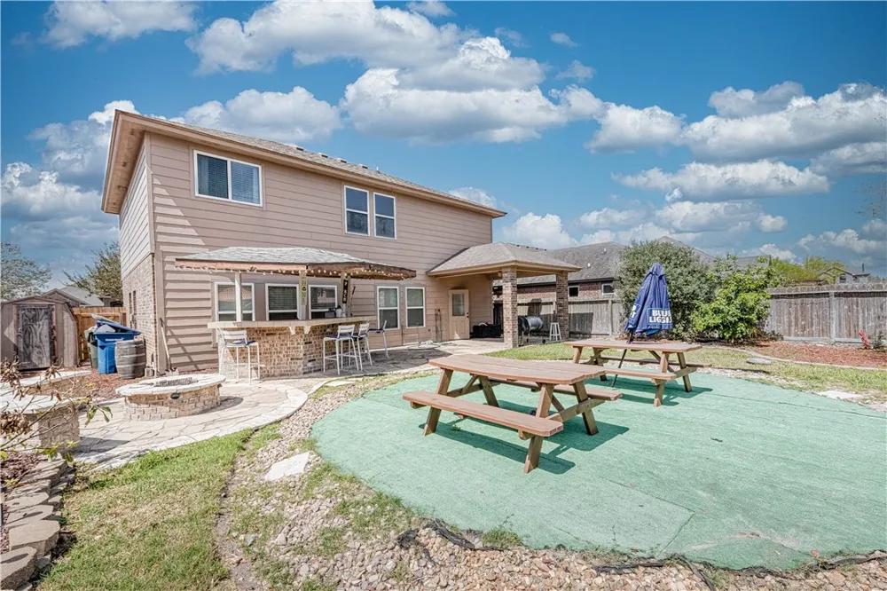2122 Halcon Street Corpus Christi, TX 78414