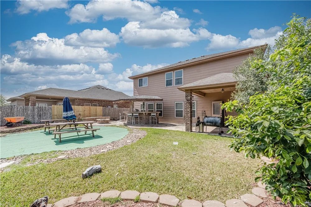 2122 Halcon Street Corpus Christi, TX 78414