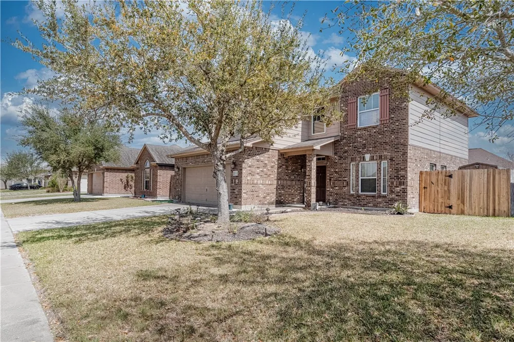 2122 Halcon Street Corpus Christi, TX 78414