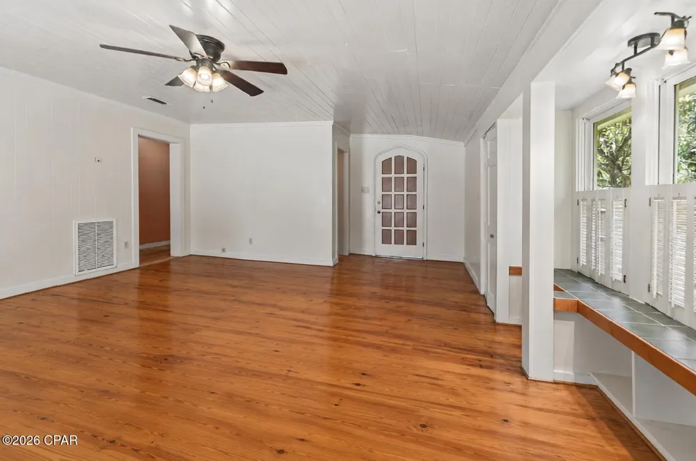 672 Main Street Chipley, FL 32428