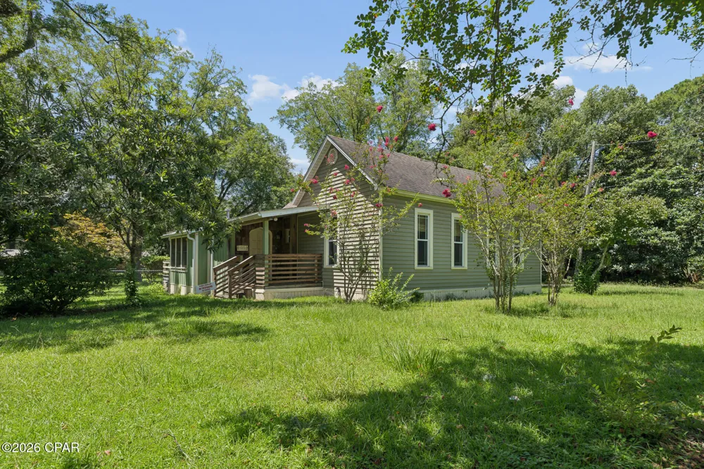 672 Main Street Chipley, FL 32428