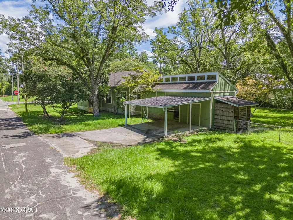 672 Main Street Chipley, FL 32428