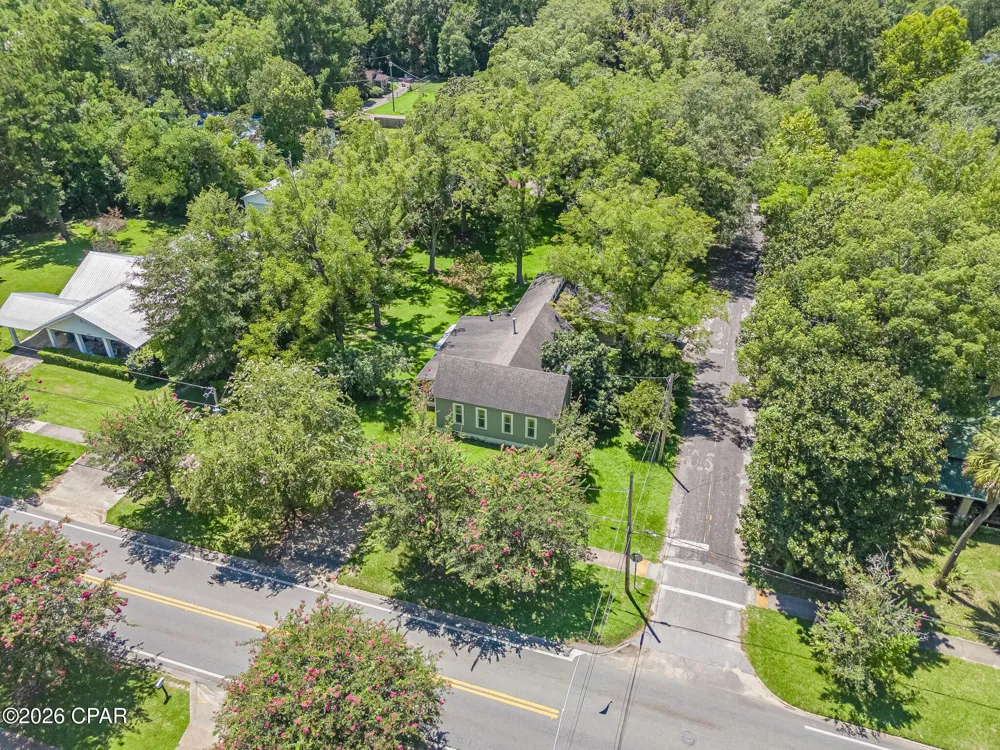 672 Main Street Chipley, FL 32428