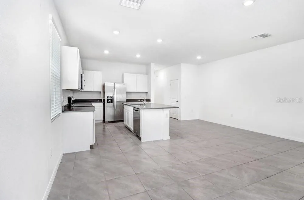 398 MANGROVE SHADE CIRCLE Apollo Beach, FL 33572