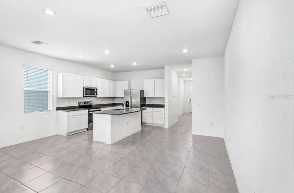 398 MANGROVE SHADE CIRCLE Apollo Beach, FL 33572